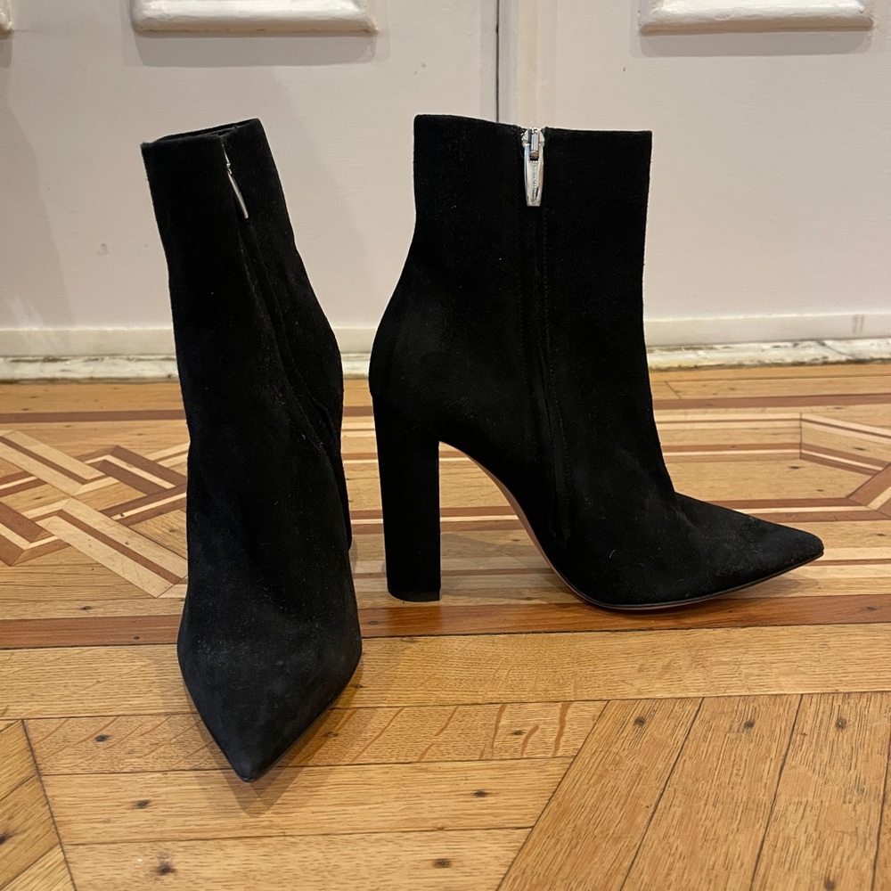 Gianvito Rossi ankle booties in Black Suede